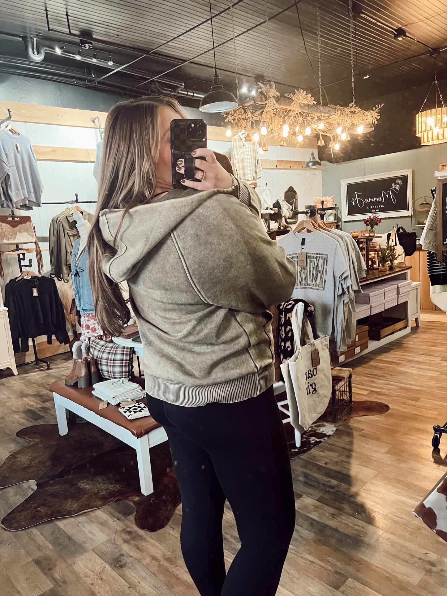 VINTAGE QUARTER ZIP HOODIE