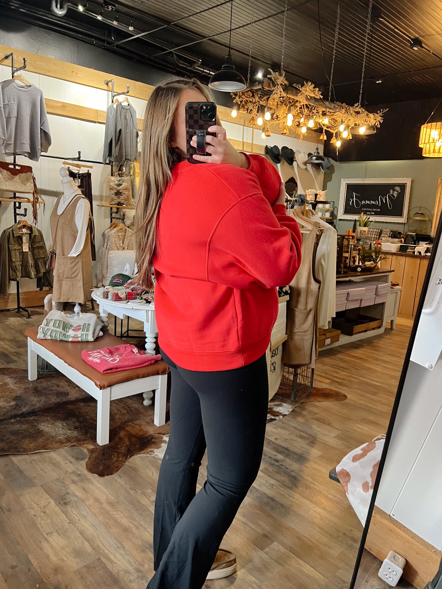 RED MERRY SWEATSHIRT