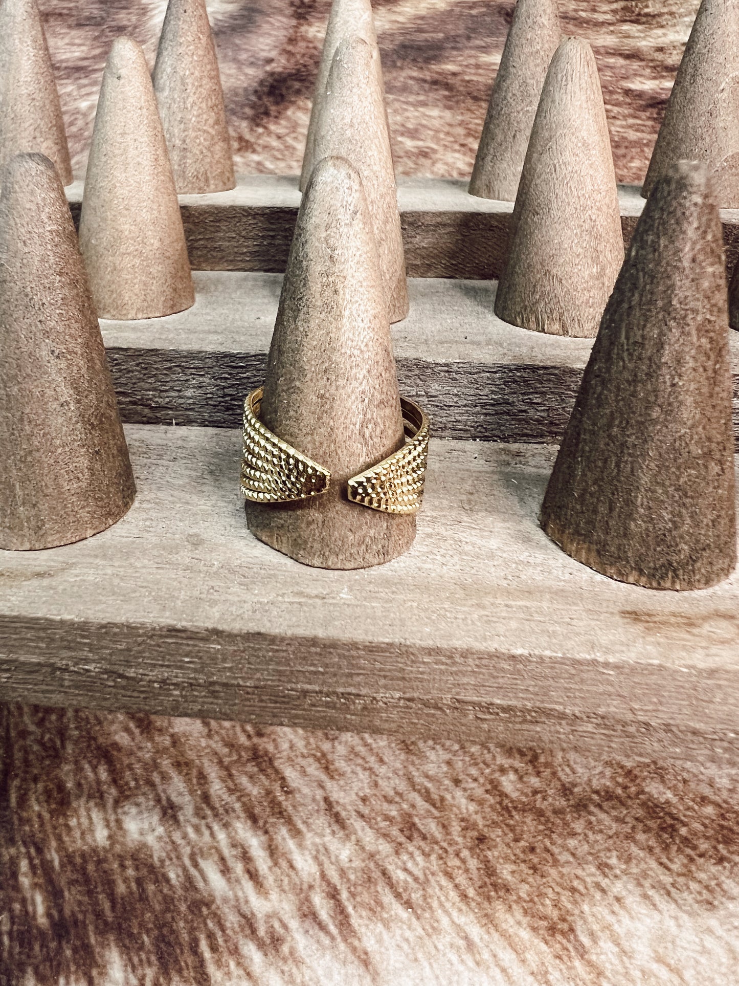 GOLD MULTI STRAND RING