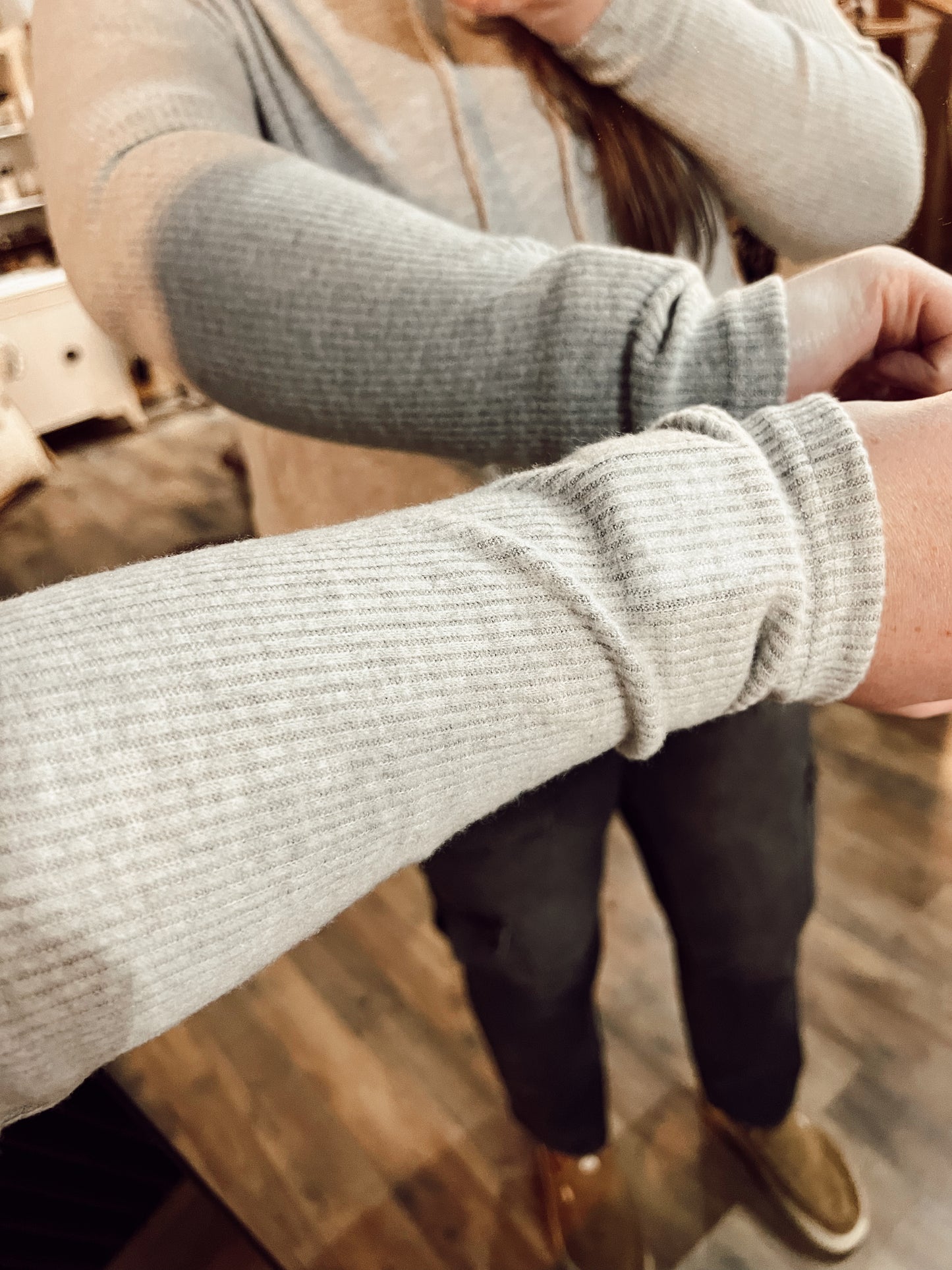 BRUSHED KNIT HOODIE TUNIC: GREY