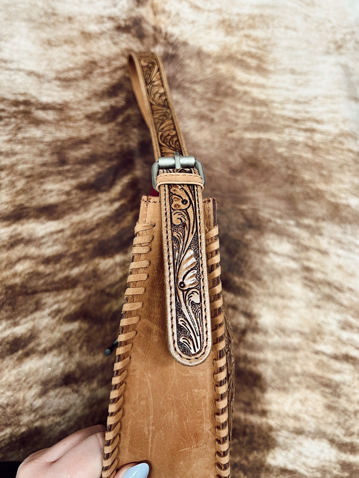 LOYAL WEST DANNIA SHOULDER BAG