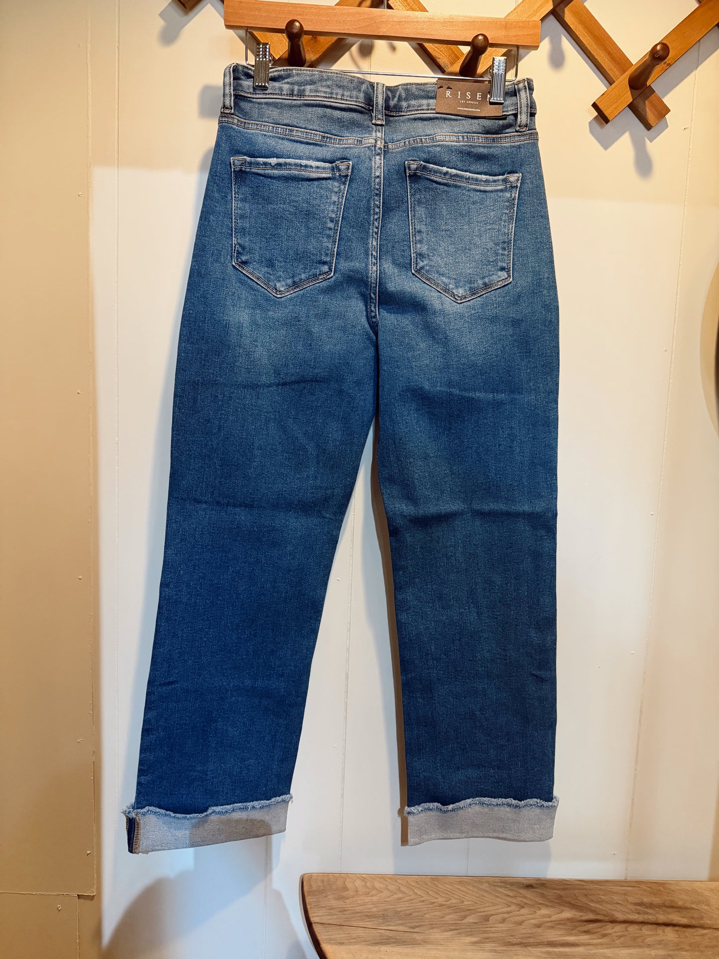 RISEN: HIGH RISE BOYFRIEND FIT ANKLE JEAN