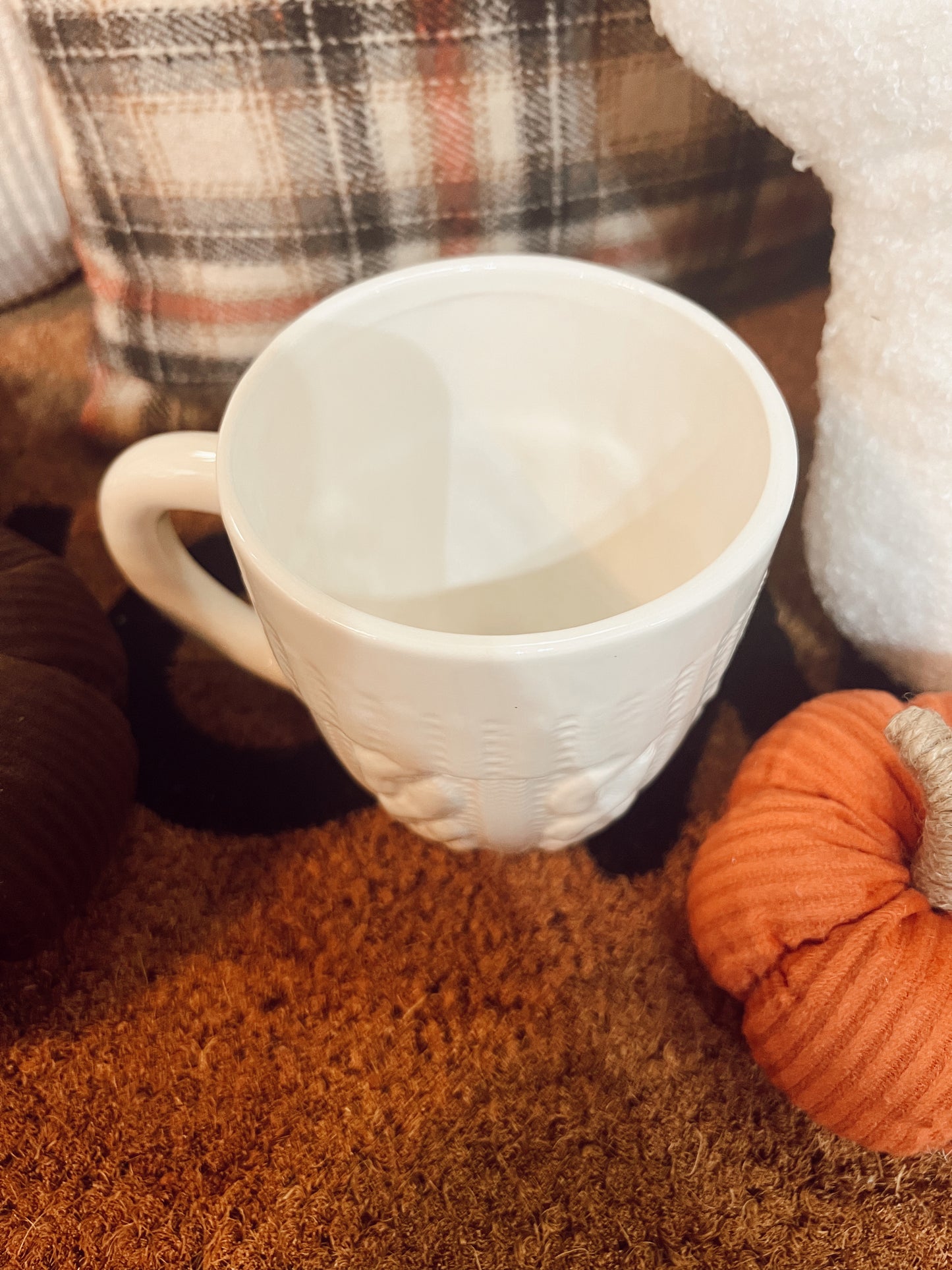 SWEATER COFFEE MUG