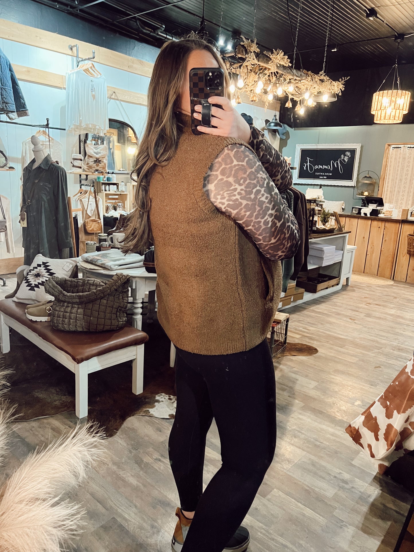 ZIP-UP SHERPA VEST