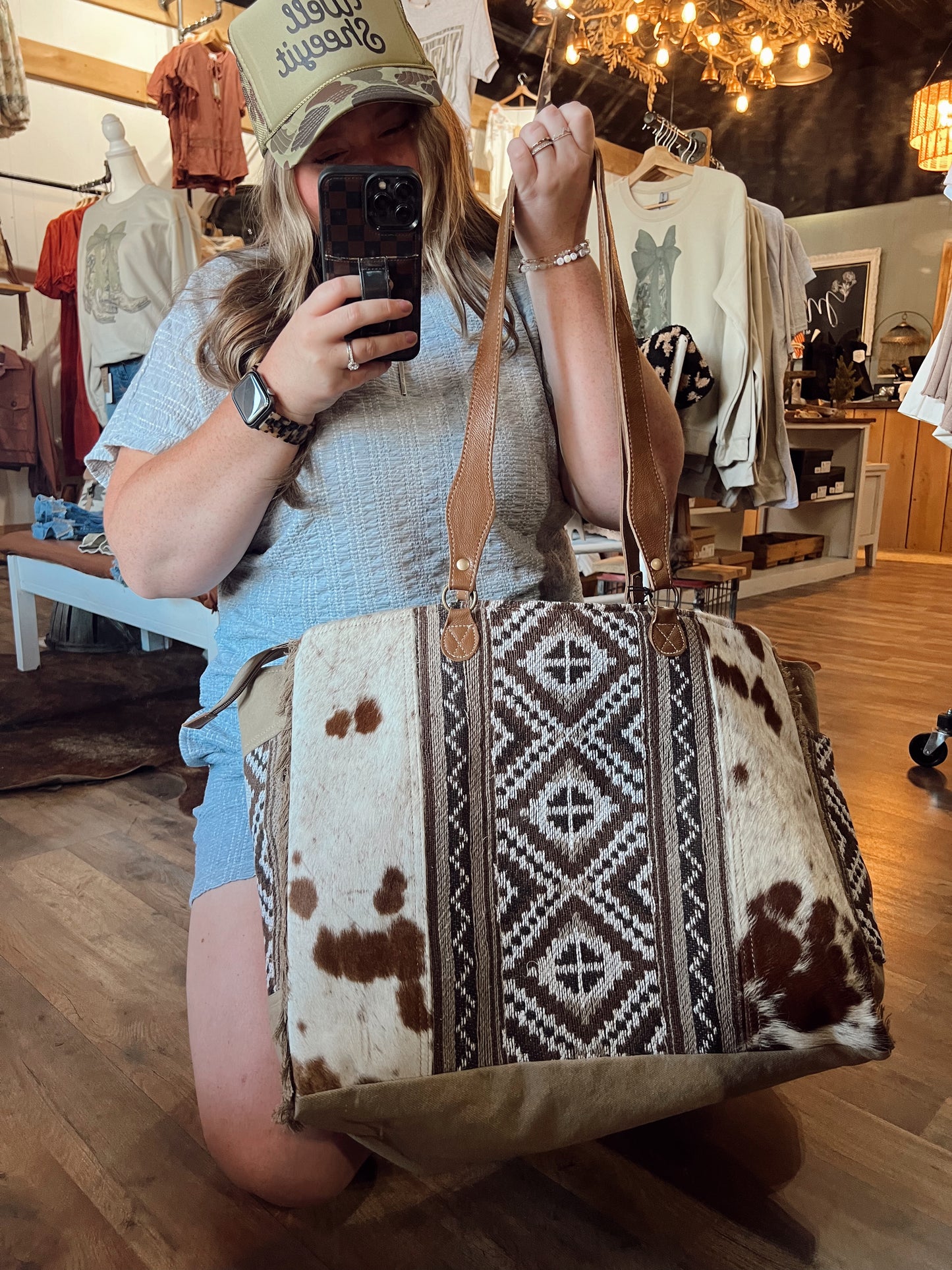 ELISA WEEKENDER BAG