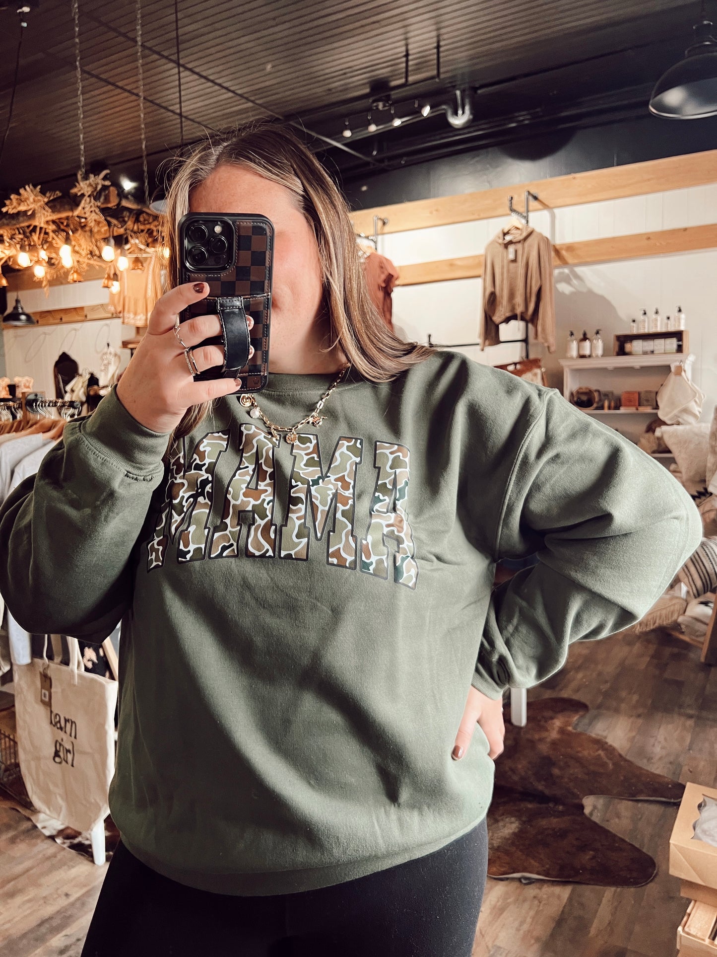 CAMO MAMA CREW