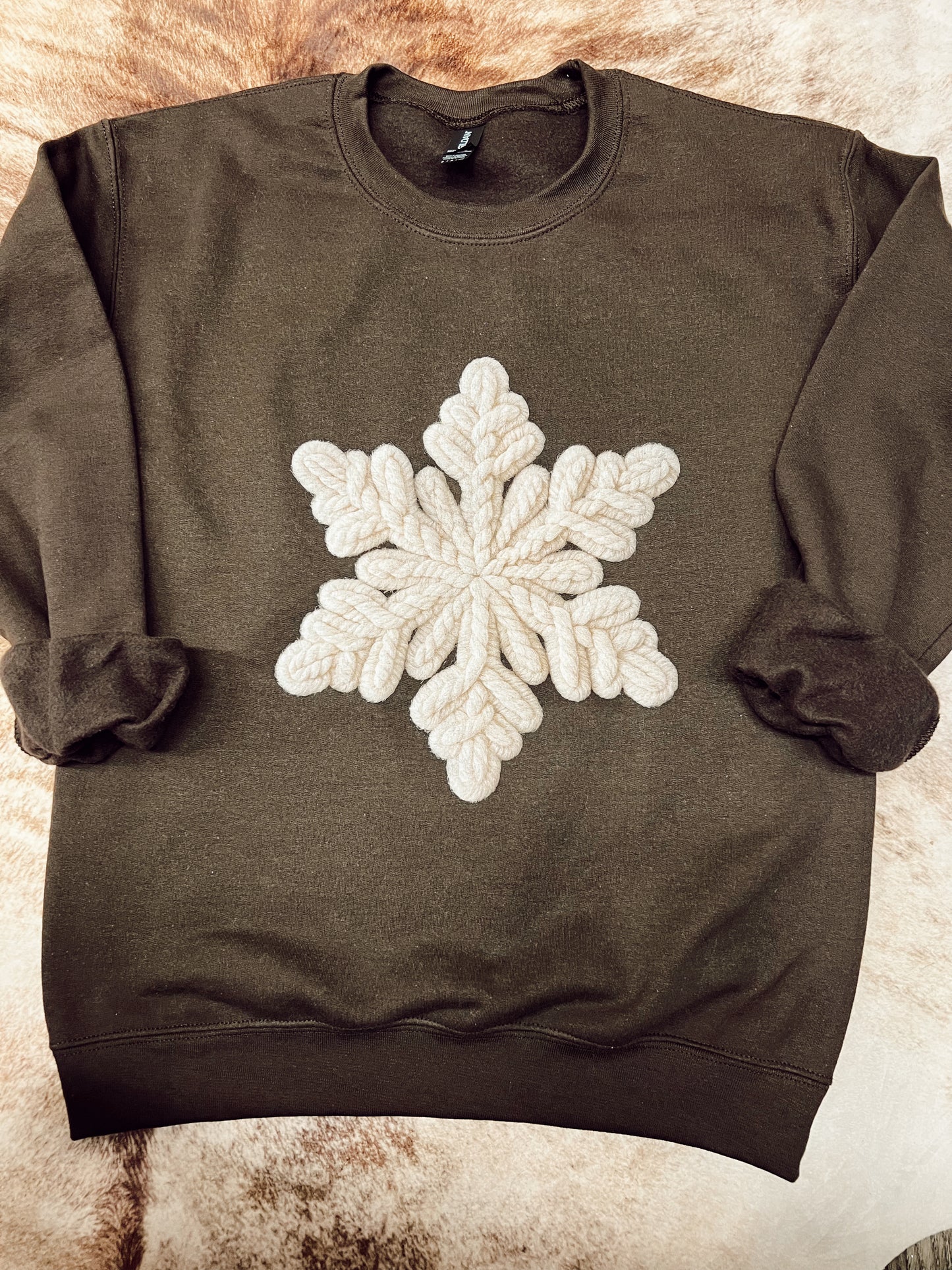 SNOWFLAKE PRINT CREW