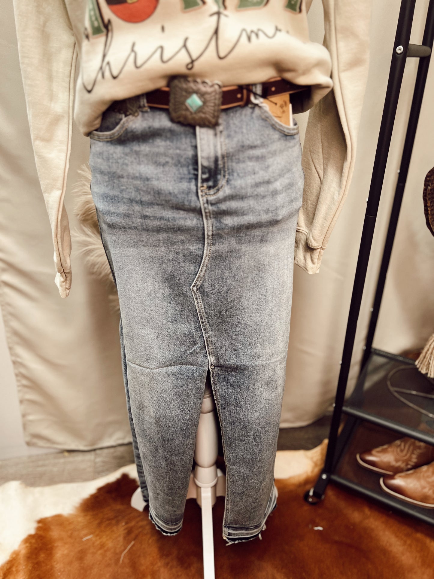 FRONT SLIT MAXI DENIM SKIRT