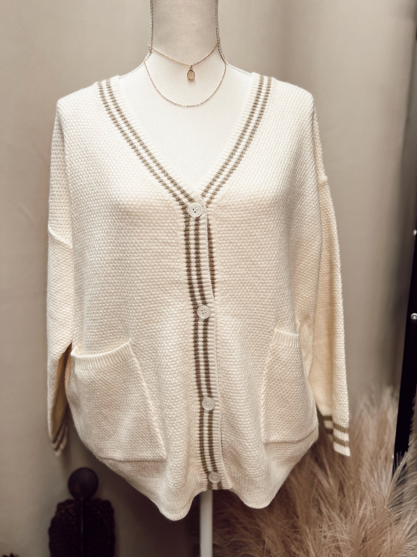 SCHOOL GIRL CARDIGAN: IVORY