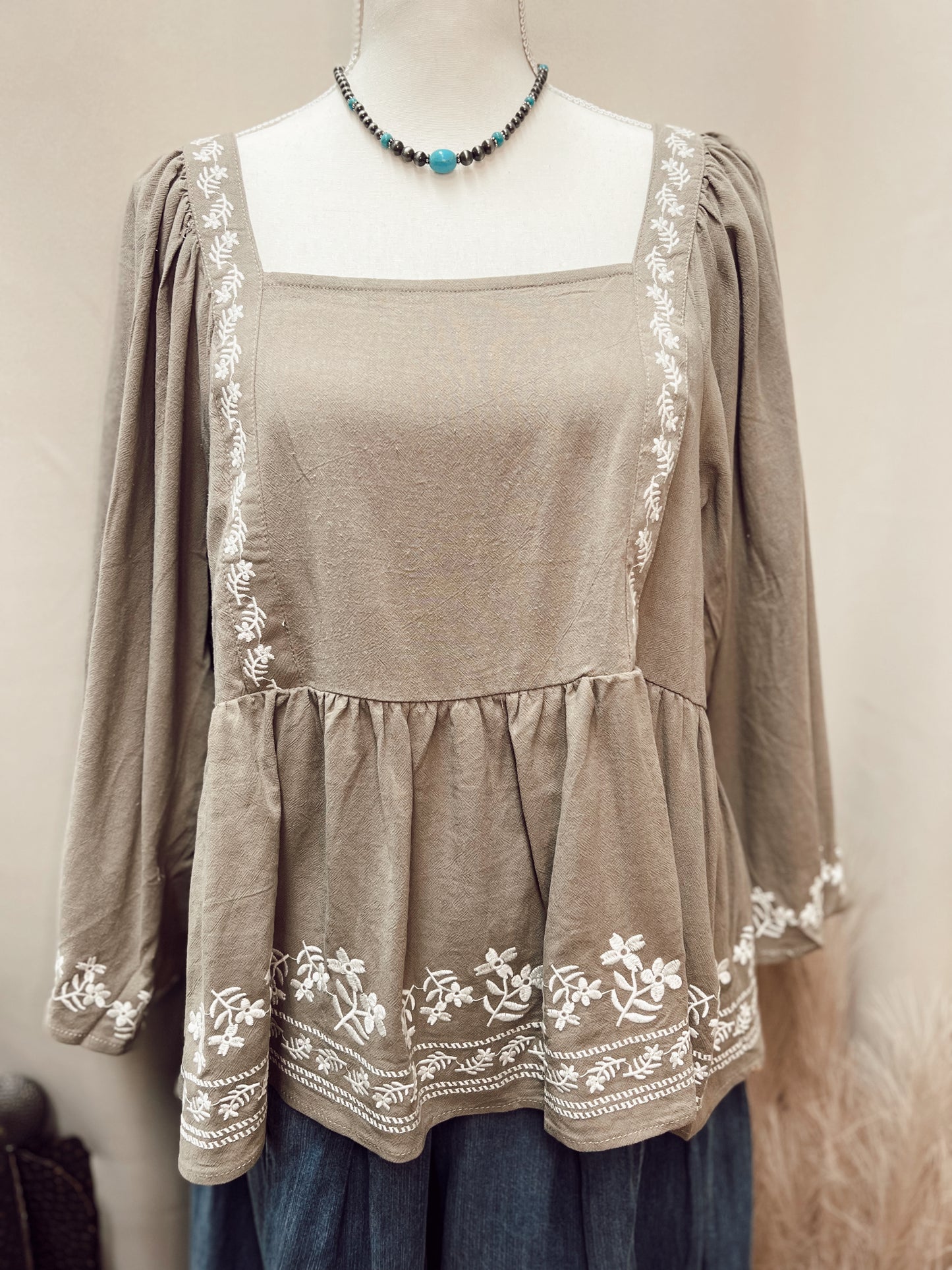 WILDFLOWERS SQUARE NECK TOP: OLIVE GREY
