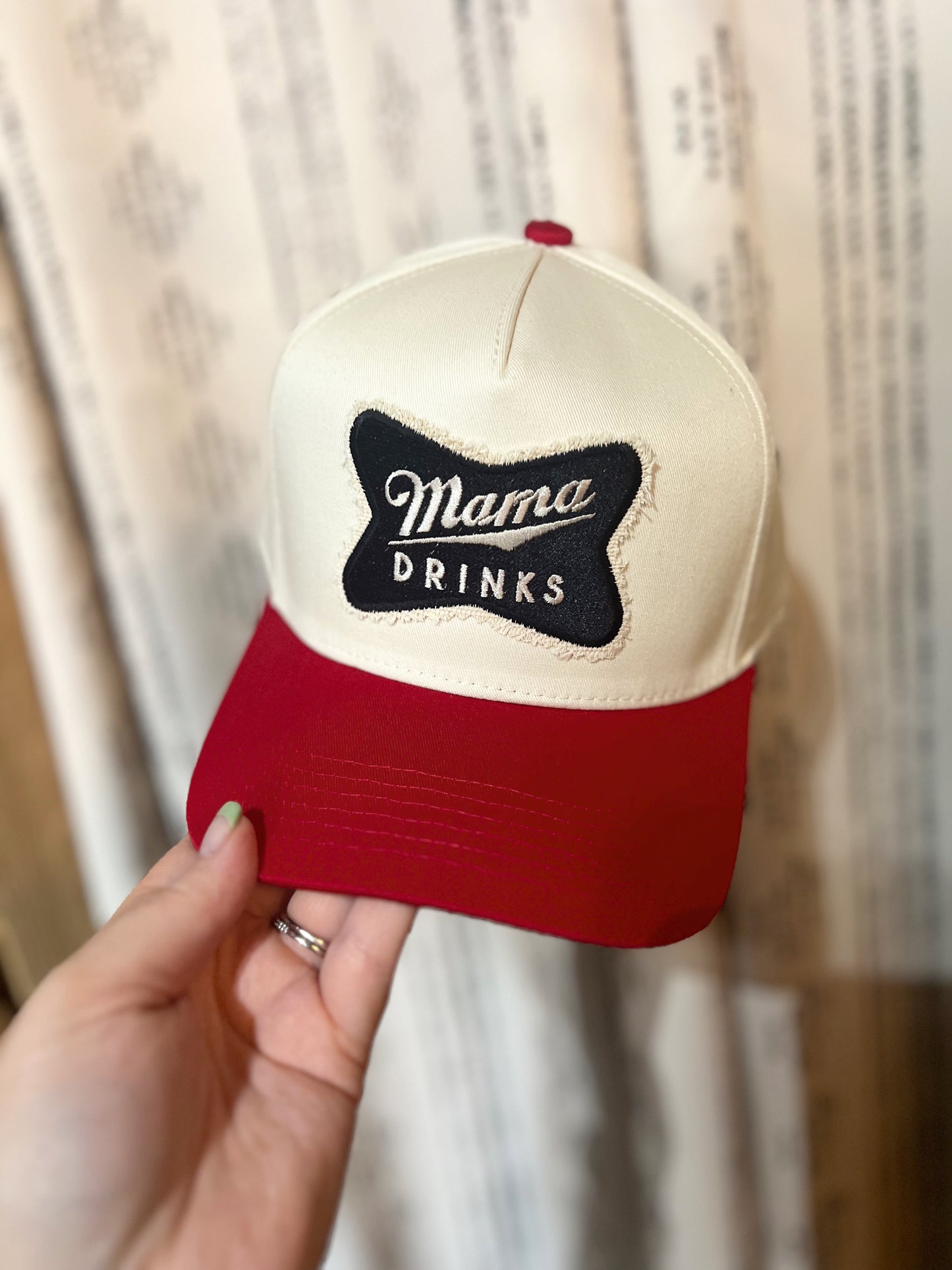 MAMA DRINKS TRUCKER HAT