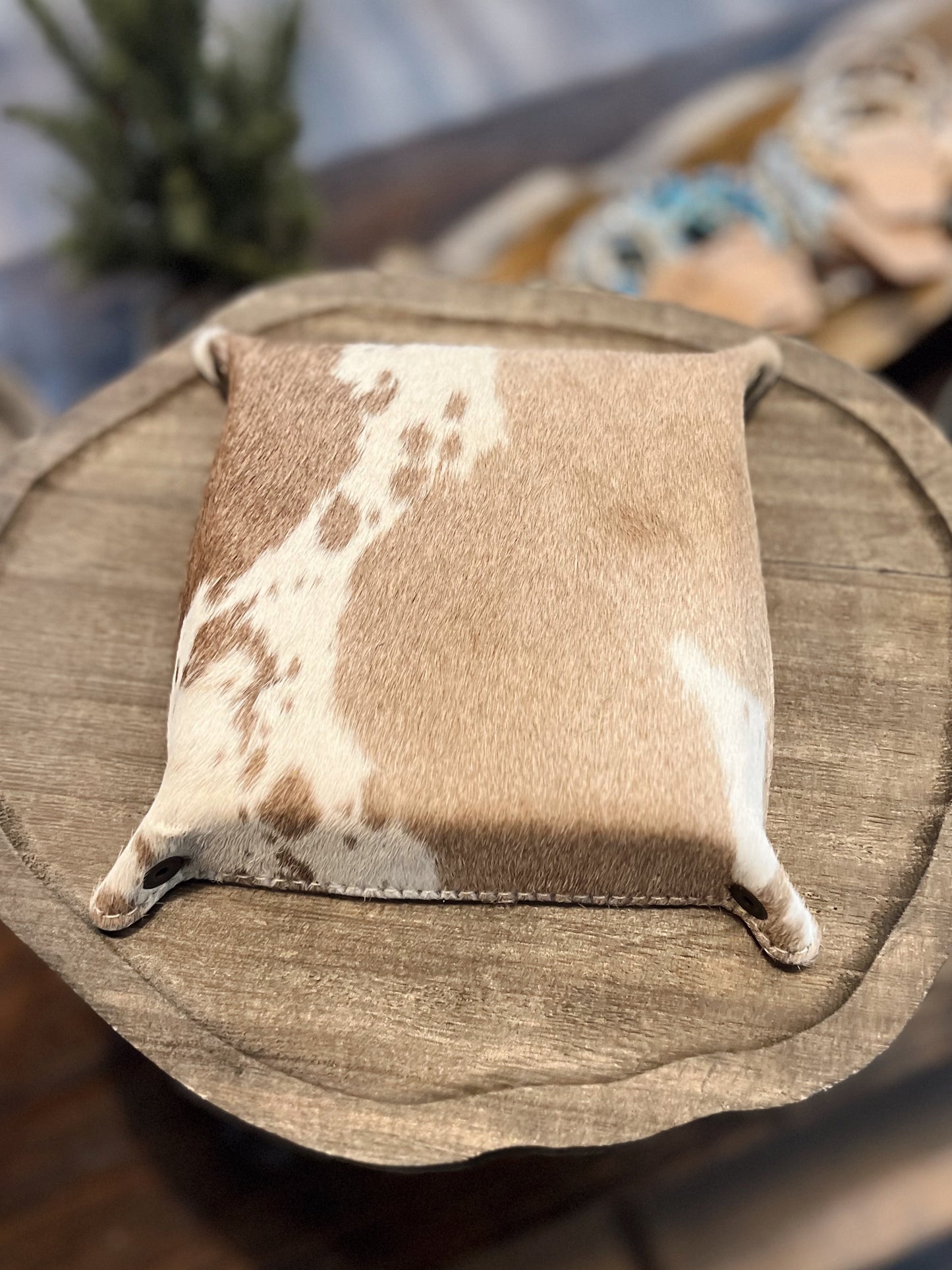 COWHIDE LEATHER TRAY: #1