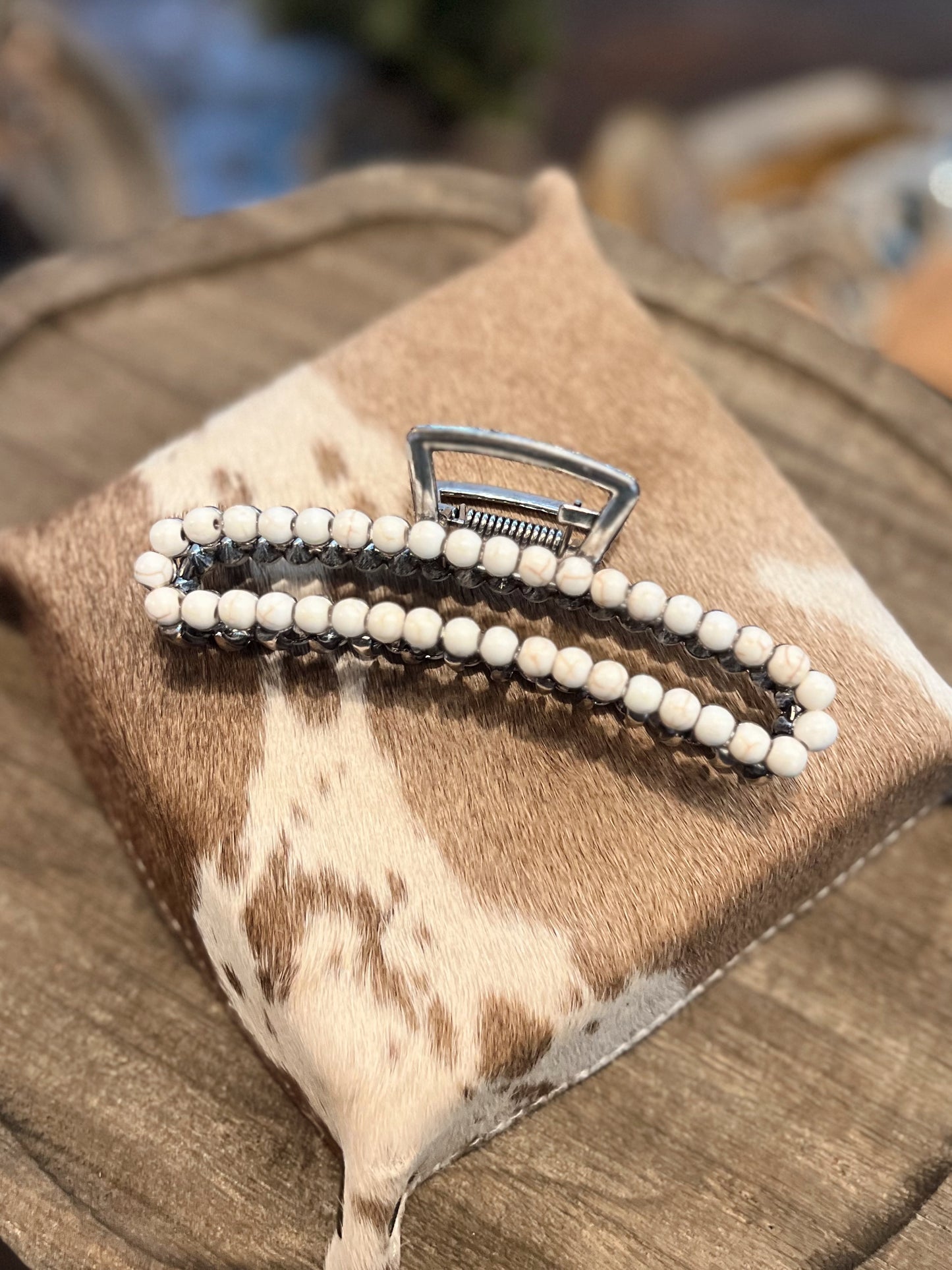 BEADED WESTERN CLAW CLIP