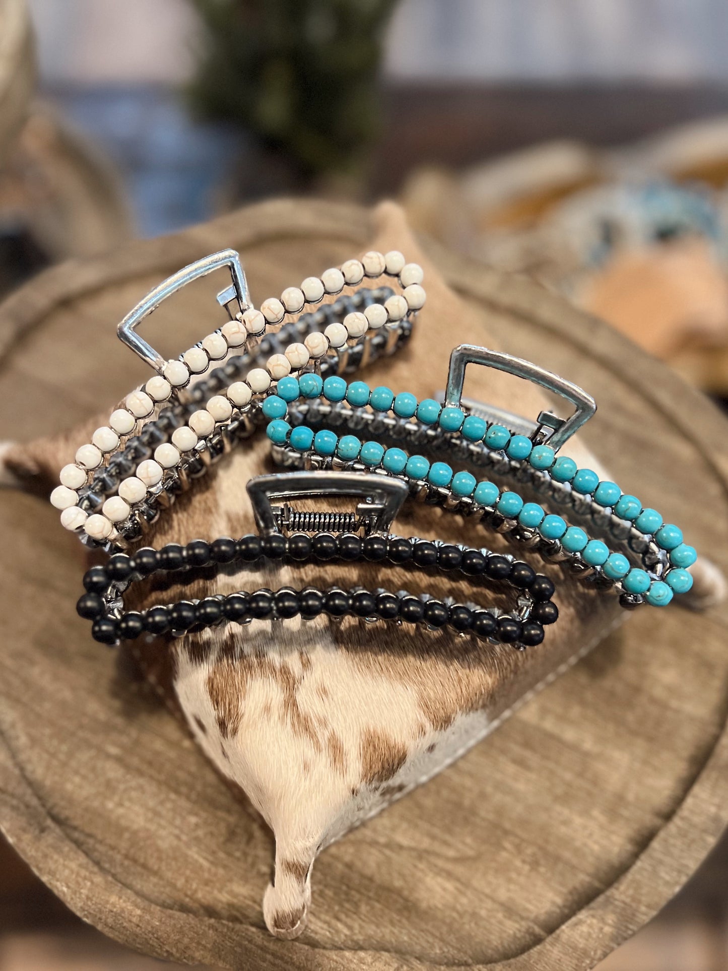 BEADED WESTERN CLAW CLIP