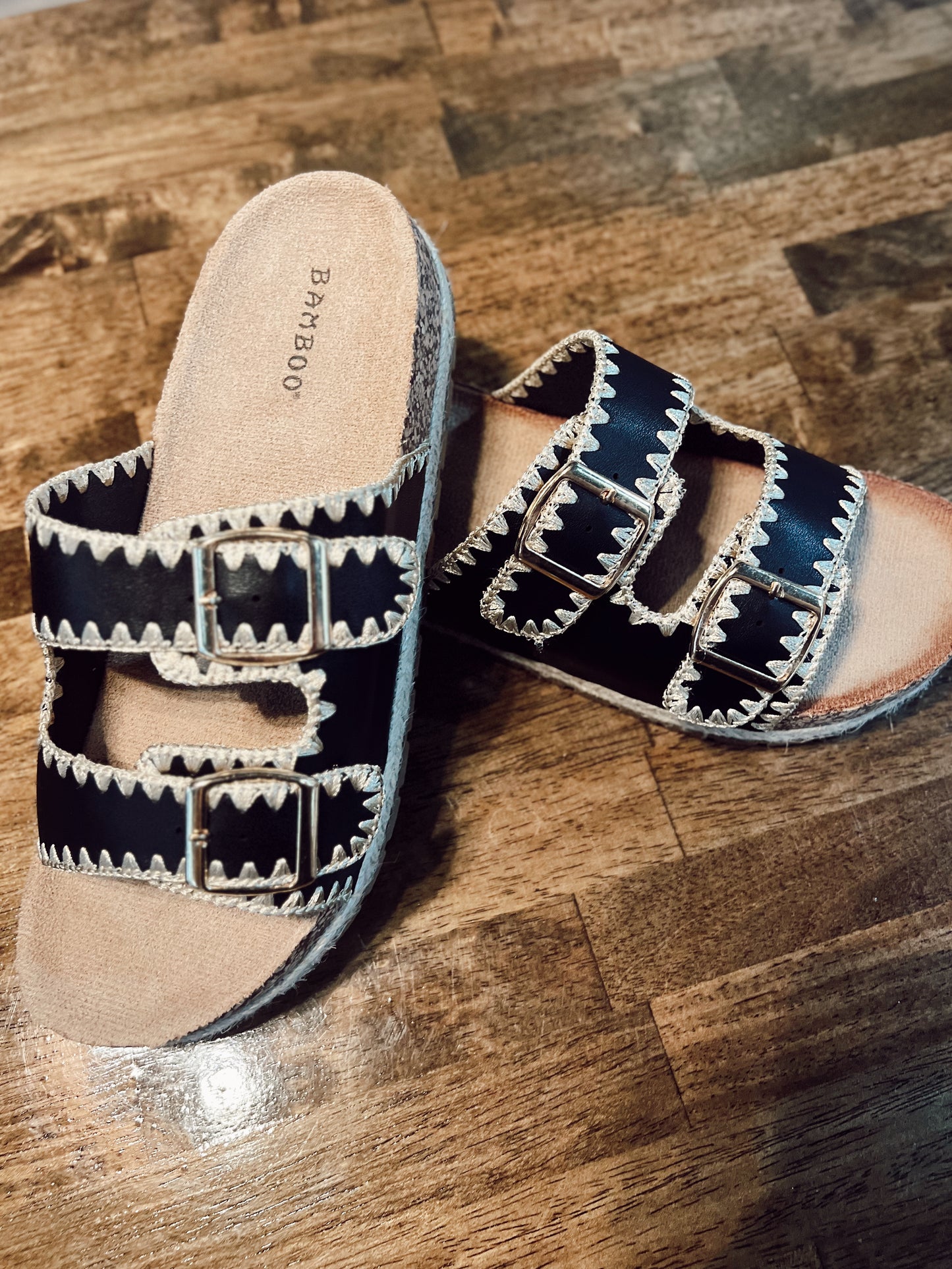 SOUTHWEST SANDAL