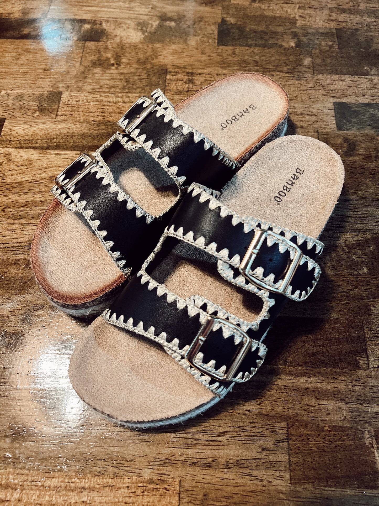 SOUTHWEST SANDAL