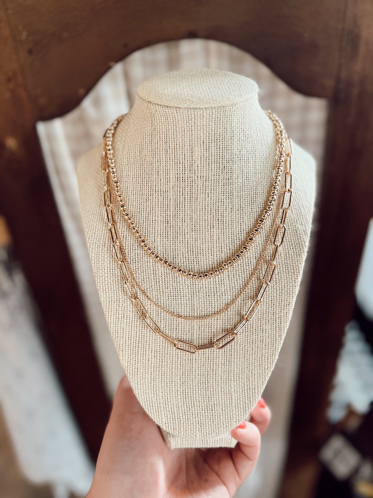 TRIPLE STACK CHAIN NECKLACE