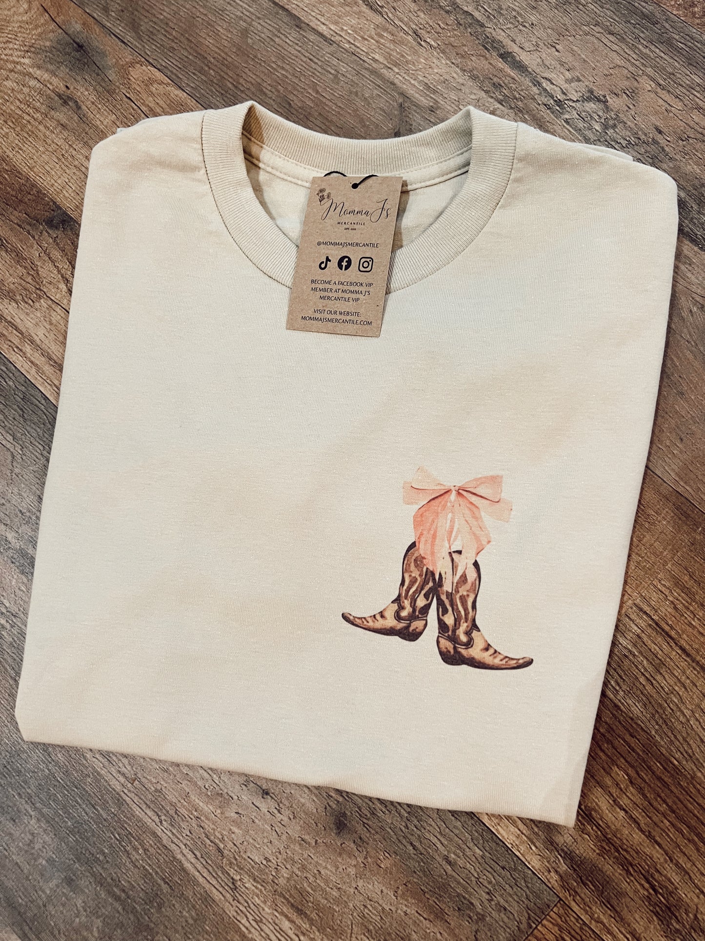 MISS NEVER DO WRONG TEE