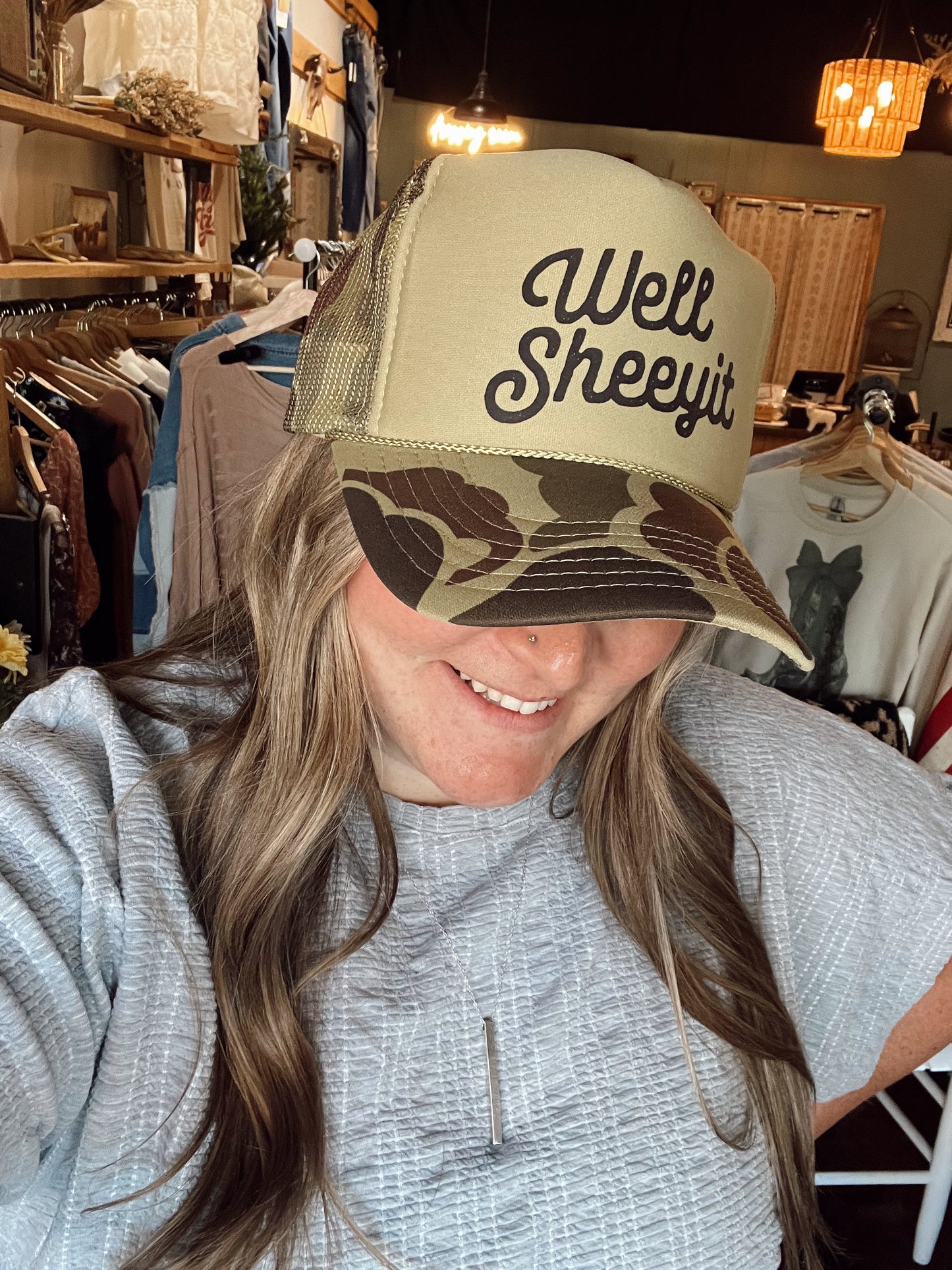 WELL SHEEYIT TRUCKER