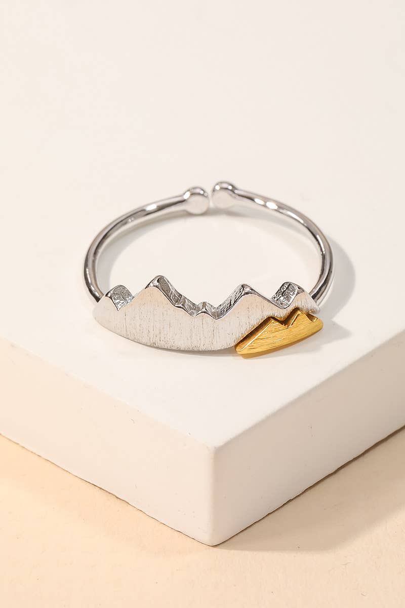TWO TONED MOUNTAIN RING