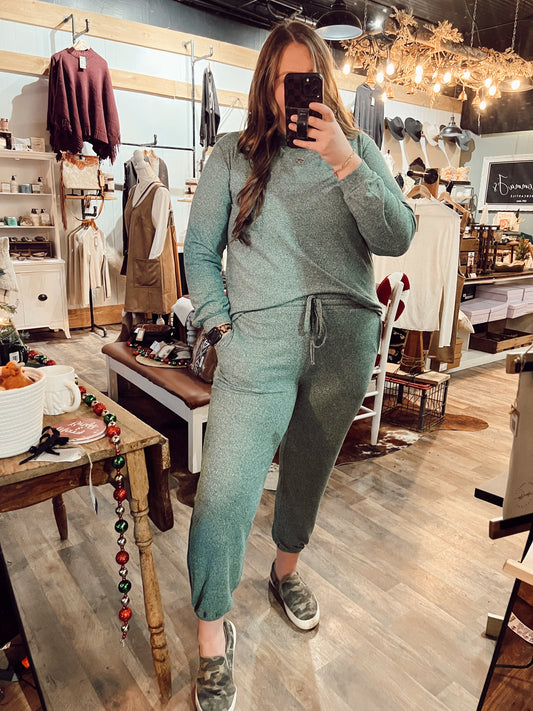 JOGGER LOUNGE SET: HUNTER GREEN