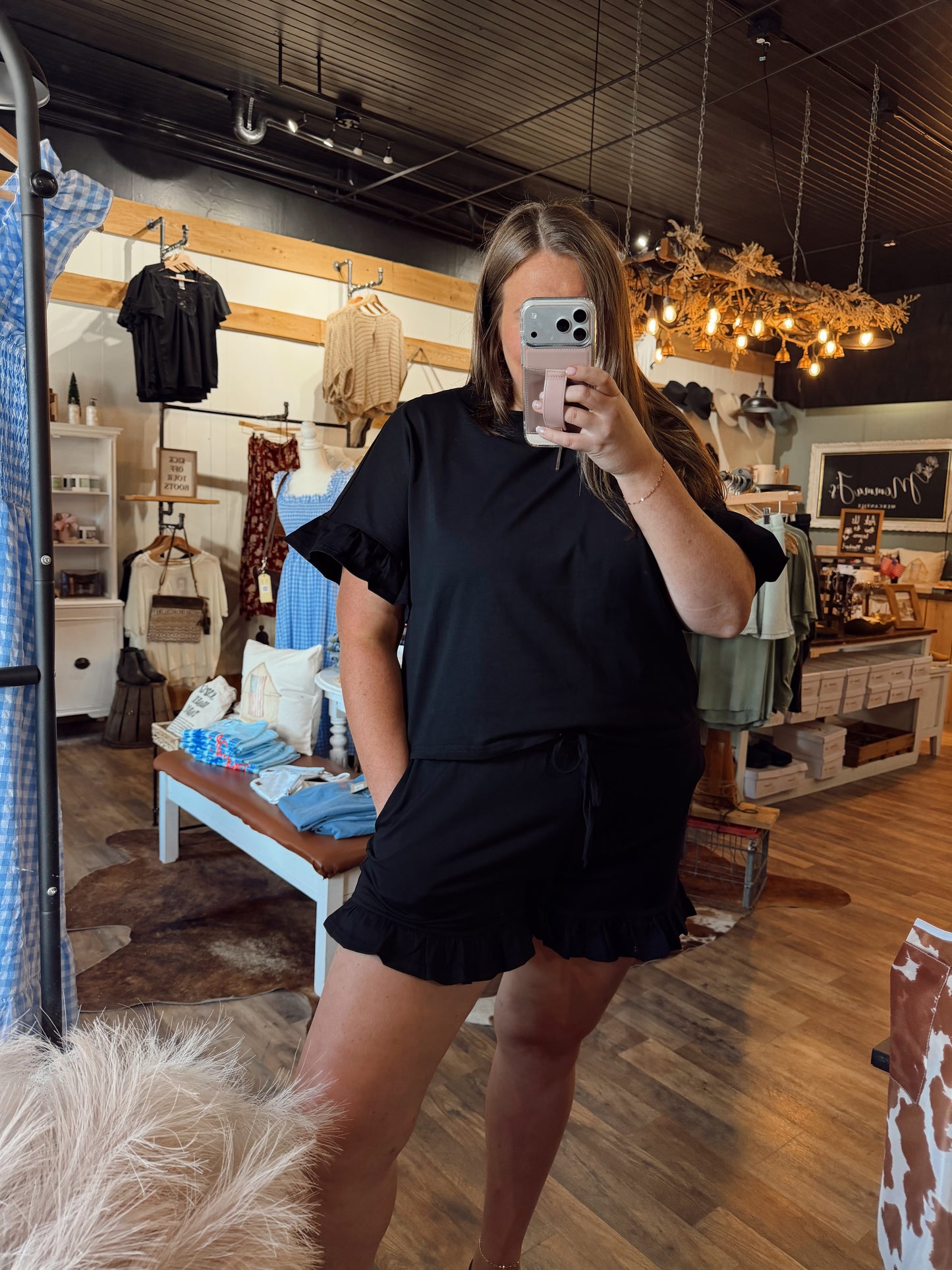 DON’T RUFFLE MY FEATHERS SET: BLACK
