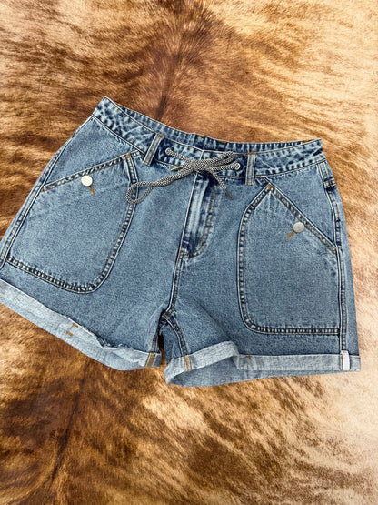 VINTAGE DENIM SHORTS