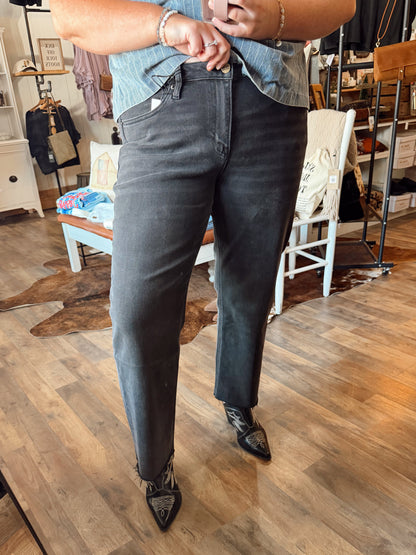 MICA: MID-RISE STRAIGHT LEG RAW HEM ANKLE