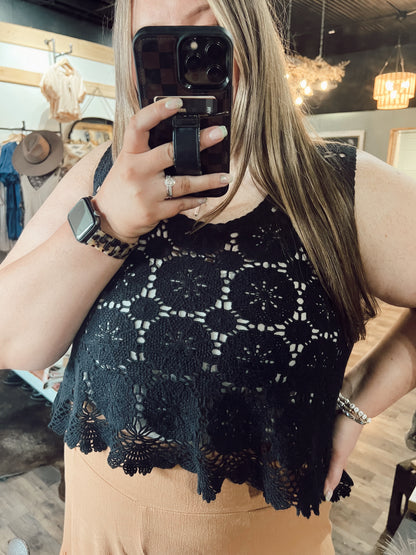 CROCHET CROPPED TANK: BLACK