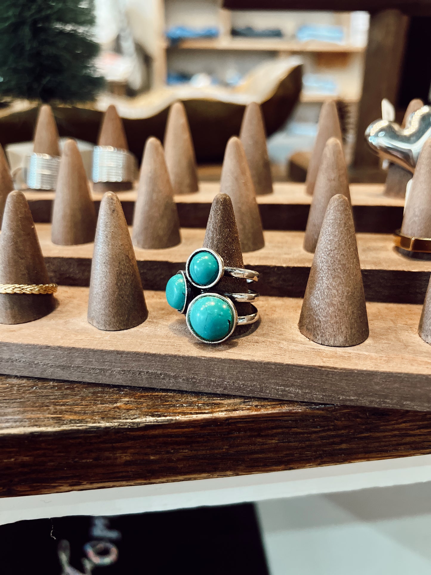 THREE STONE RING