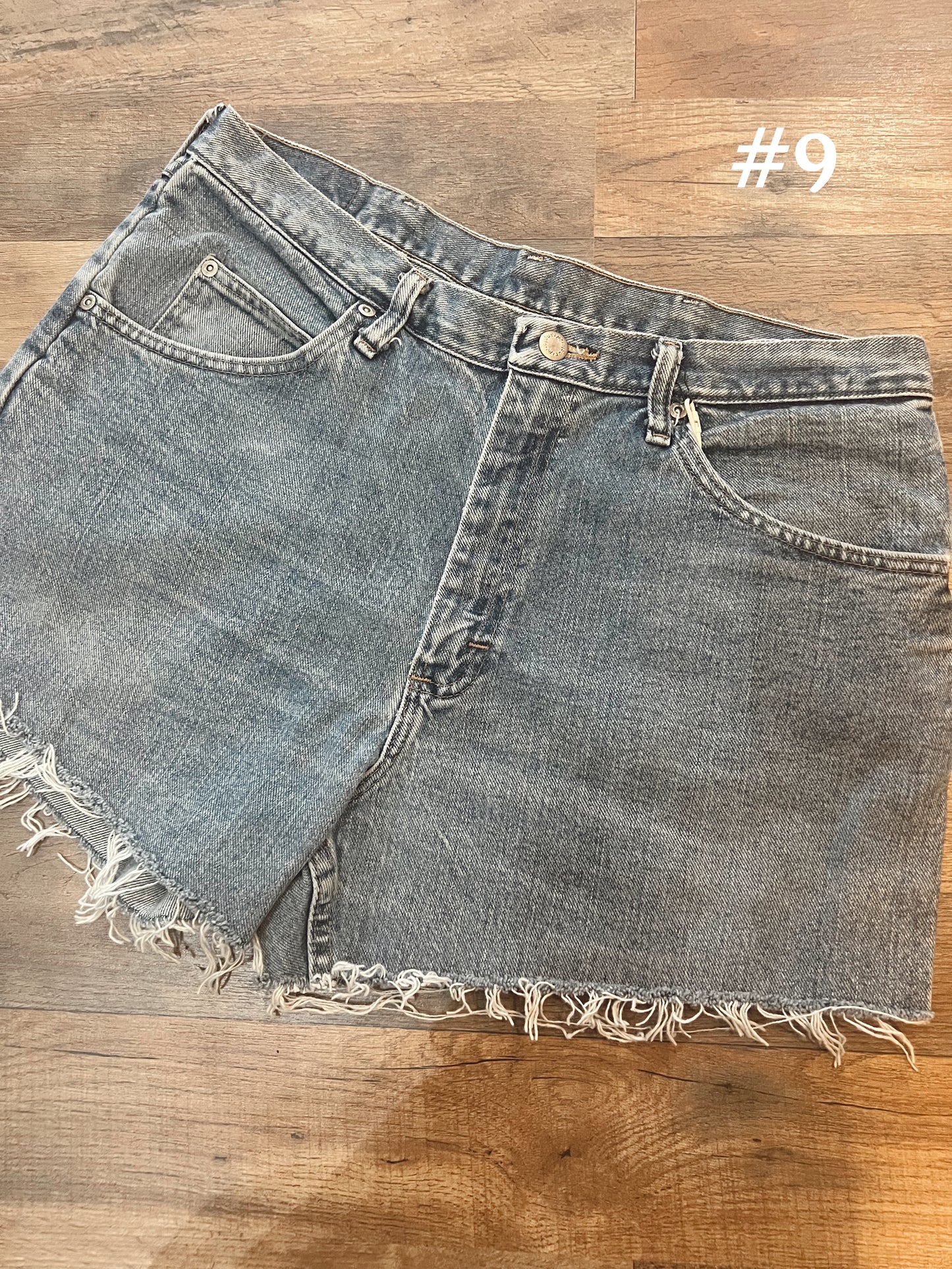 CUSTOM RETRO WRANGLER SHORTS