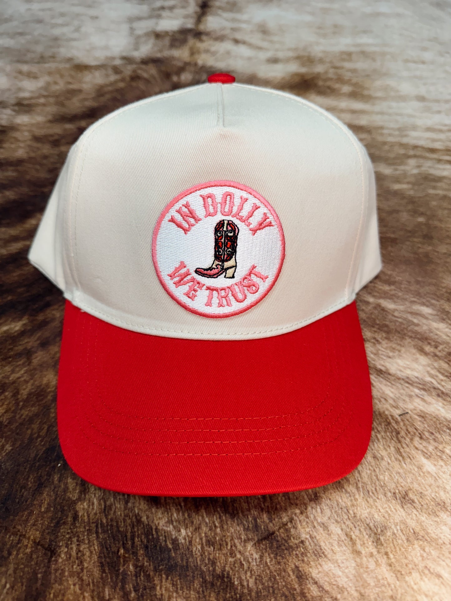 IN DOLLY WE TRUST TRUCKER: RED