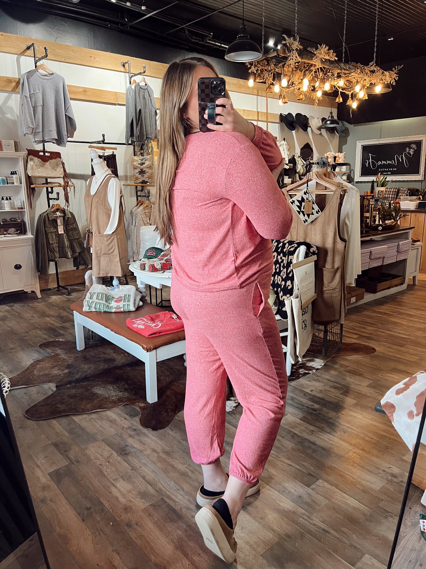 JOGGER LOUNGE SET: CRANBERRY