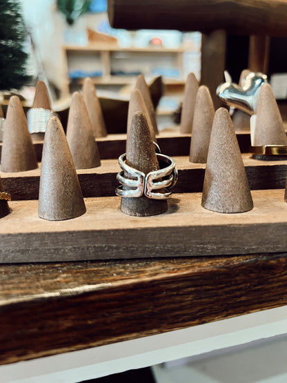 THREE STONE RING