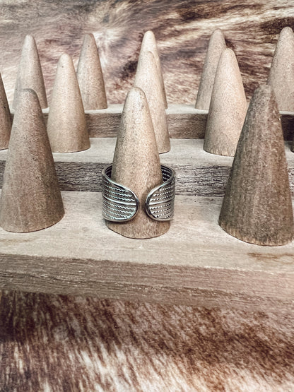 LUXE SILVER TEXTURE RING