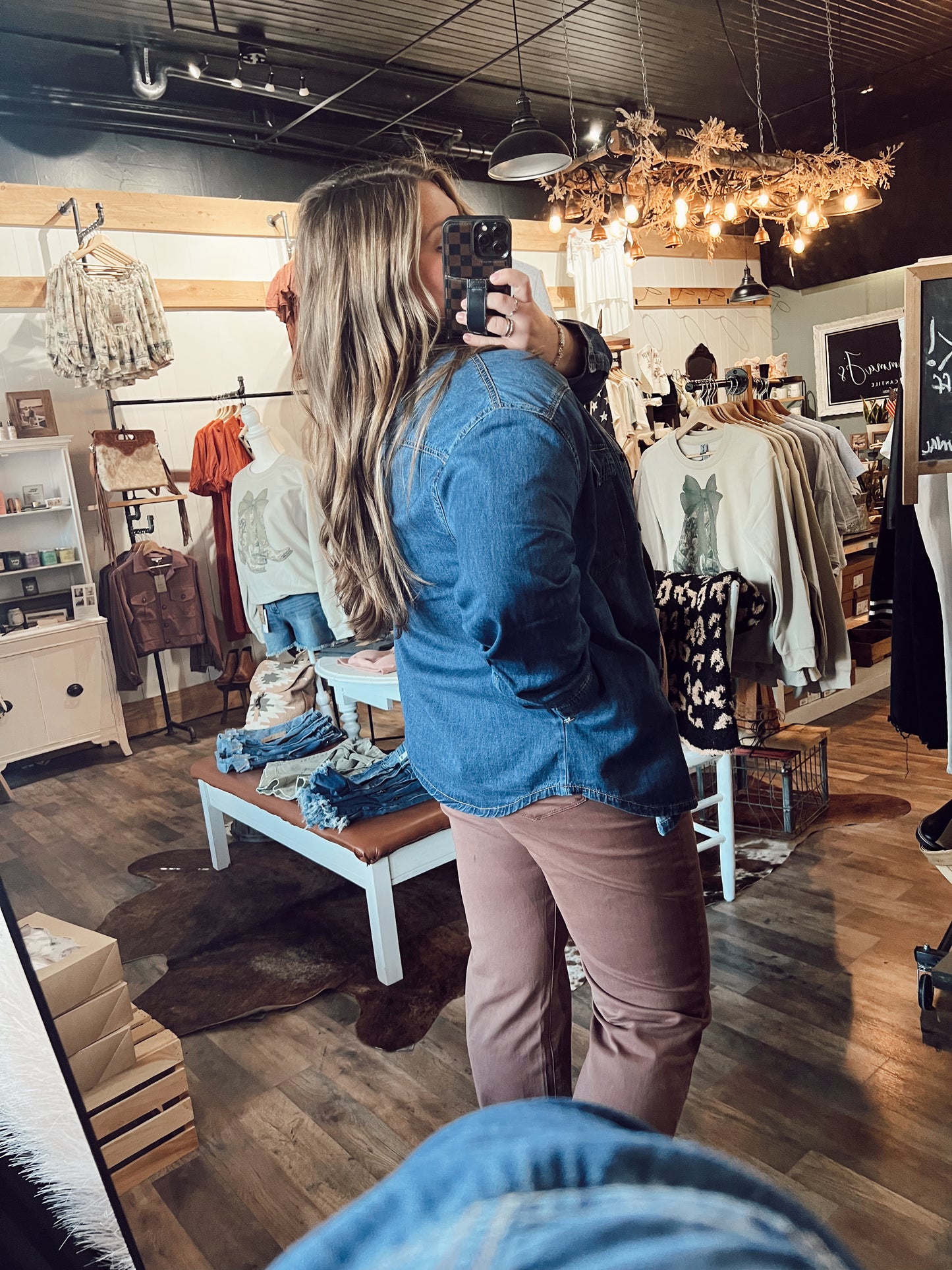 WESTERN YOKE DENIM SHIRT: DARK WASH