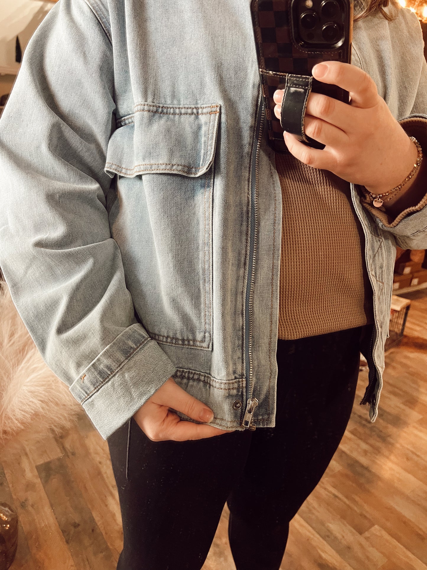 VINTAGE WASH ZIP UP DENIM JACKET