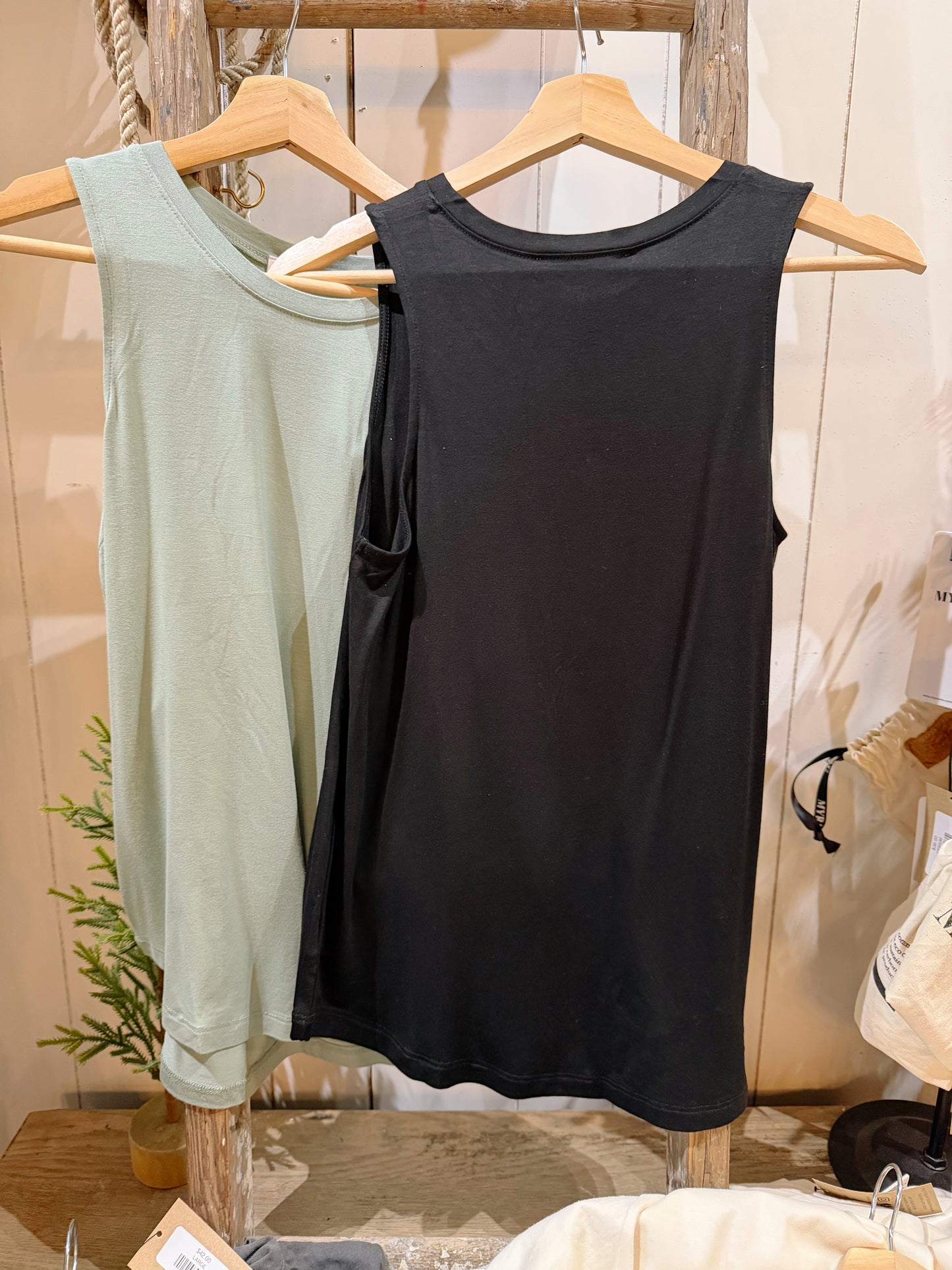 CREW BASIC TANK TOP