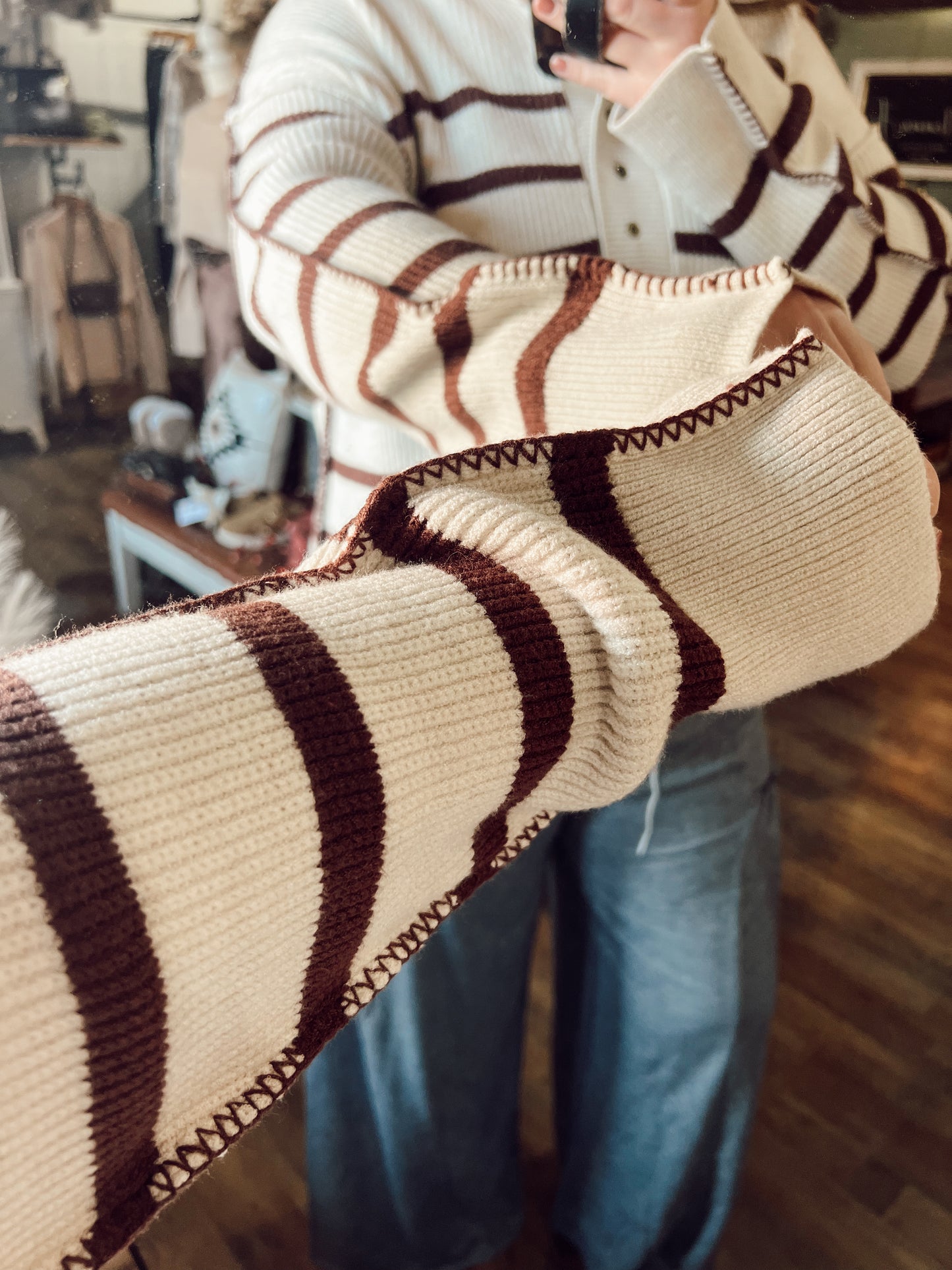 HENLEY BROWN STRIPED SWEATER