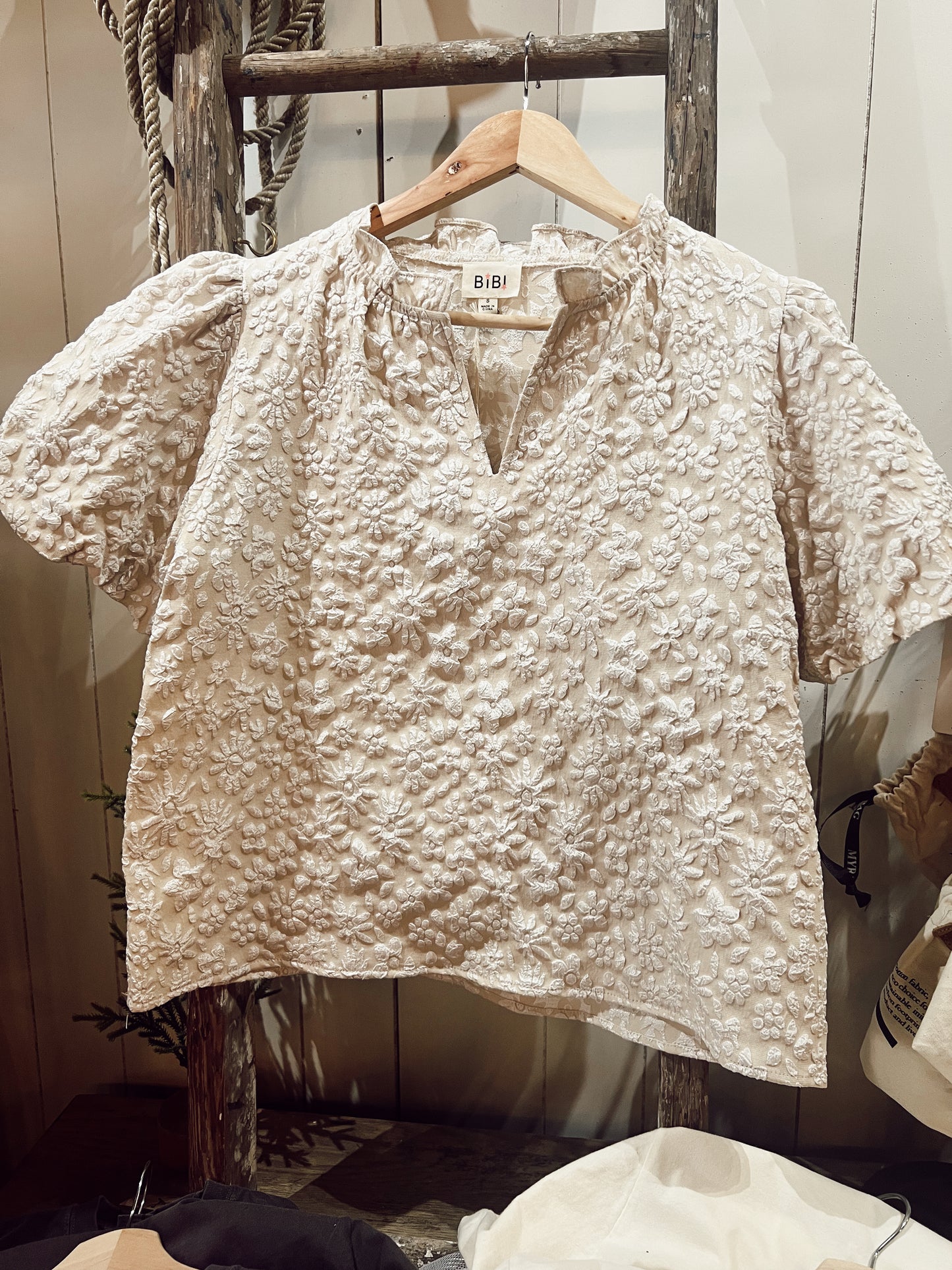 WILDFLOWER V-NECK TOP