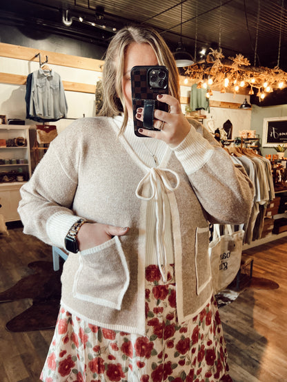 HEARTH BOW CARDIGAN
