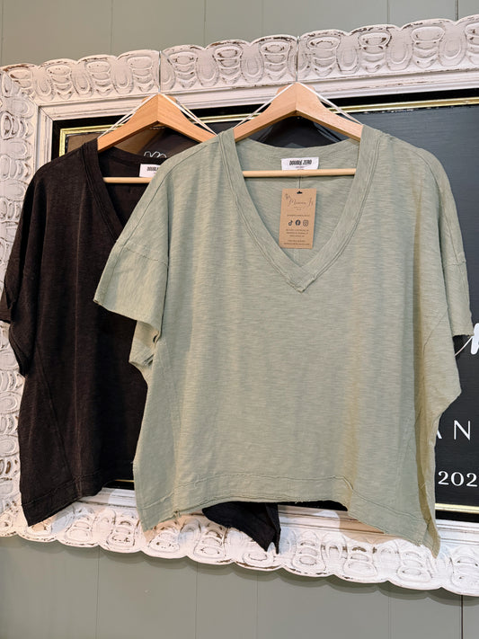 LAZY SUNDAY V-NECK TOP