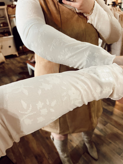 FLORAL MOCK NECK TOP