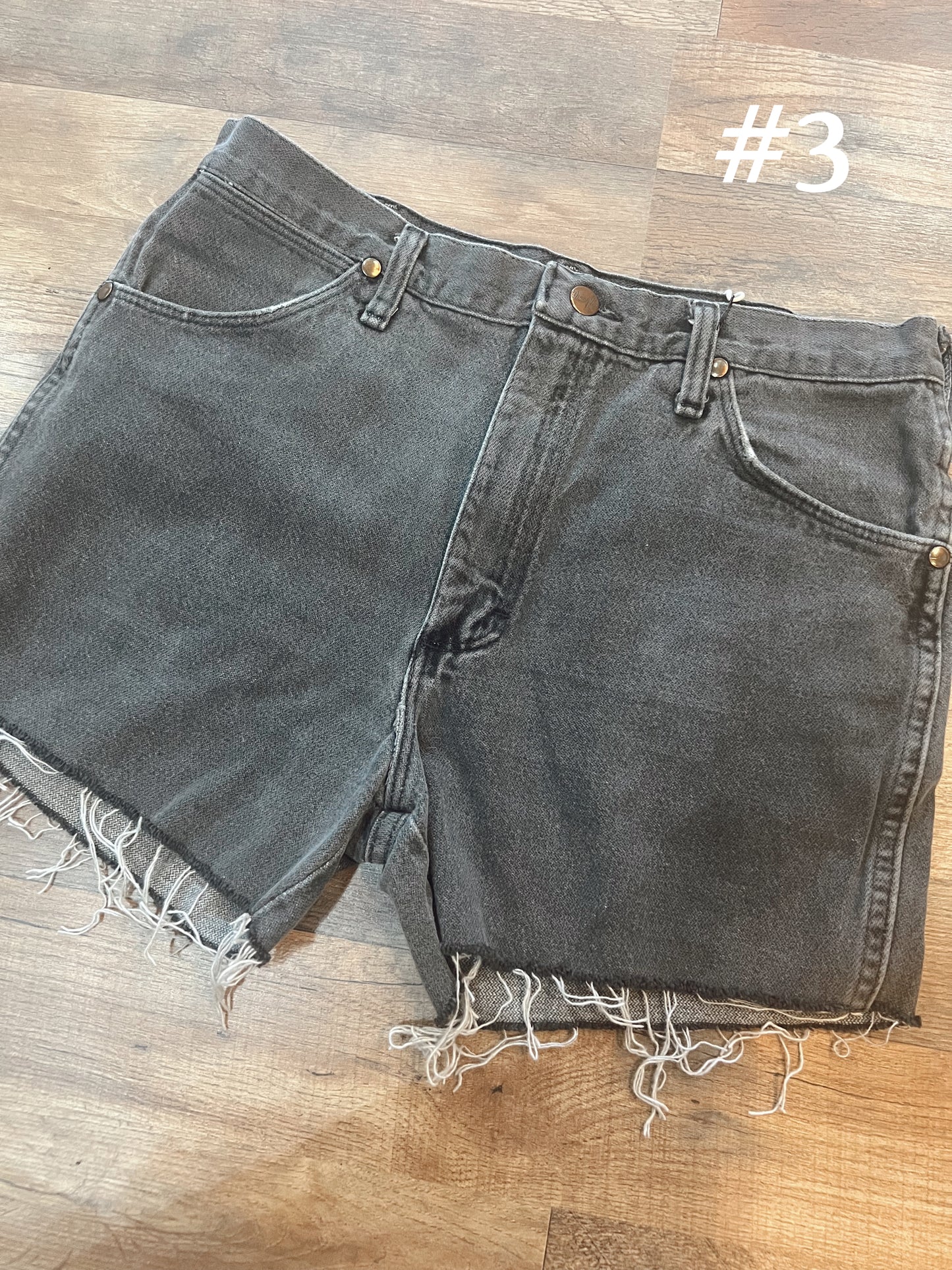 CUSTOM RETRO WRANGLER SHORTS