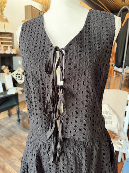 KACEY EYELET SET