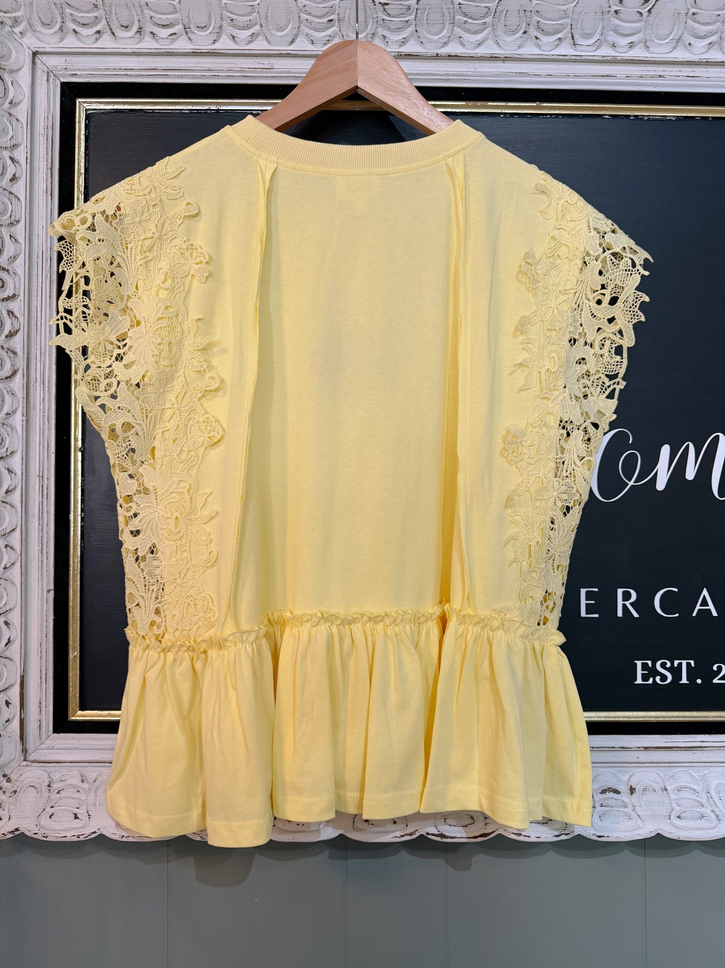 BUTTERCUP LACE TOP