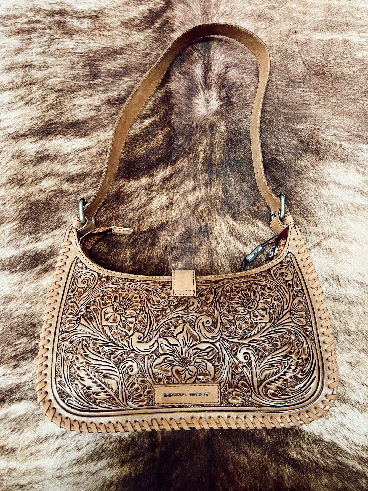 LOYAL WEST DANNIA SHOULDER BAG