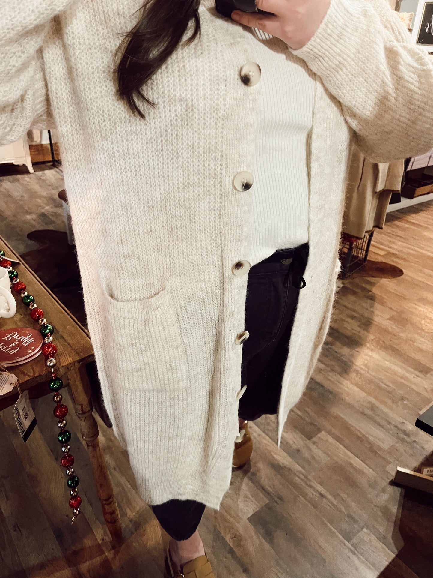 KNEE LENGTH COMFY CARDI