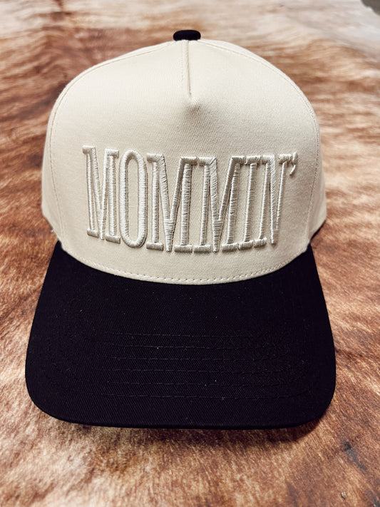 MOMMIN’ TRUCKER