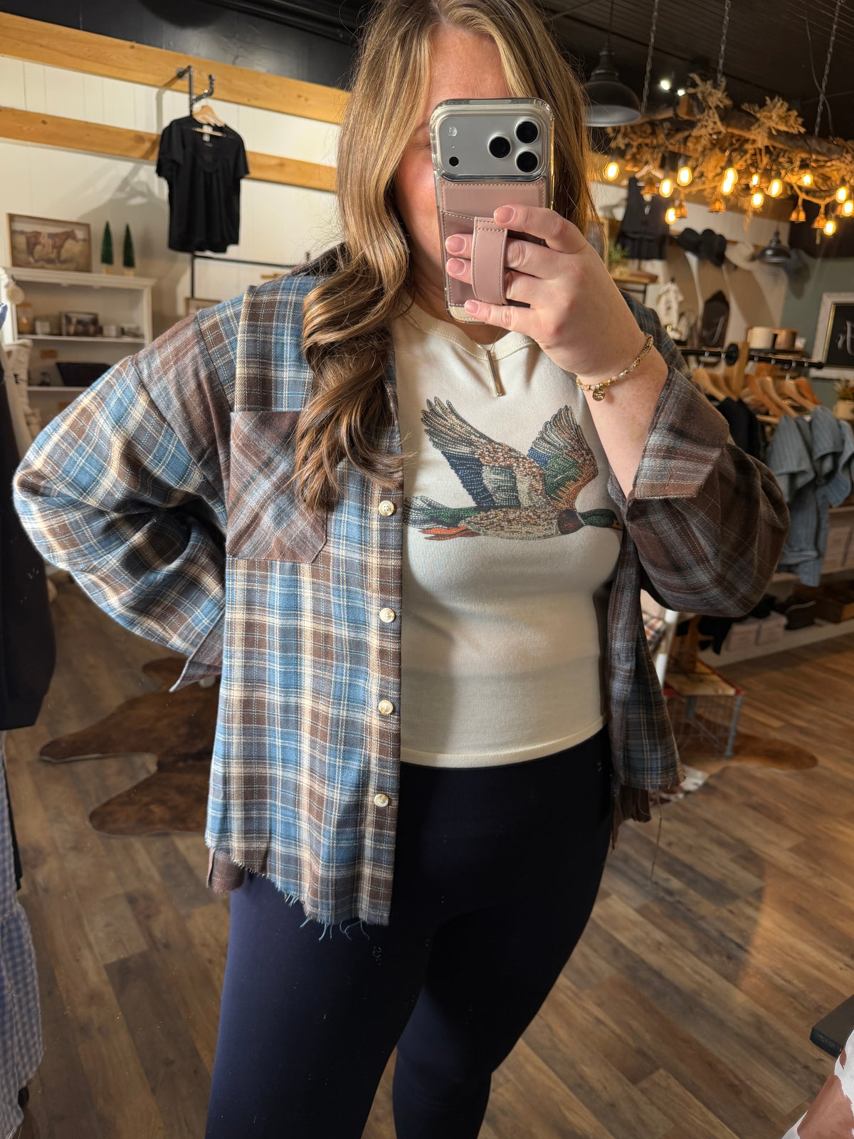 FLANNEL SEASON: BROWN & NAVY